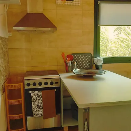 بيت للعطل 444 *